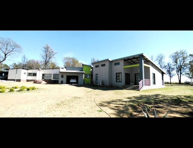 89,000M² FARM FOR SALE IN LUSTHOF